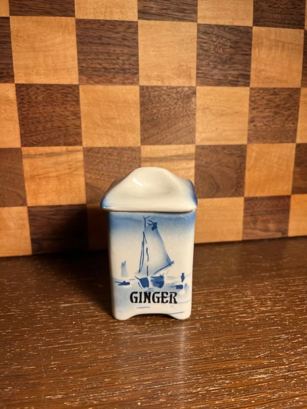 Vintage Ginger Spice Jar Czechoslovakia A786